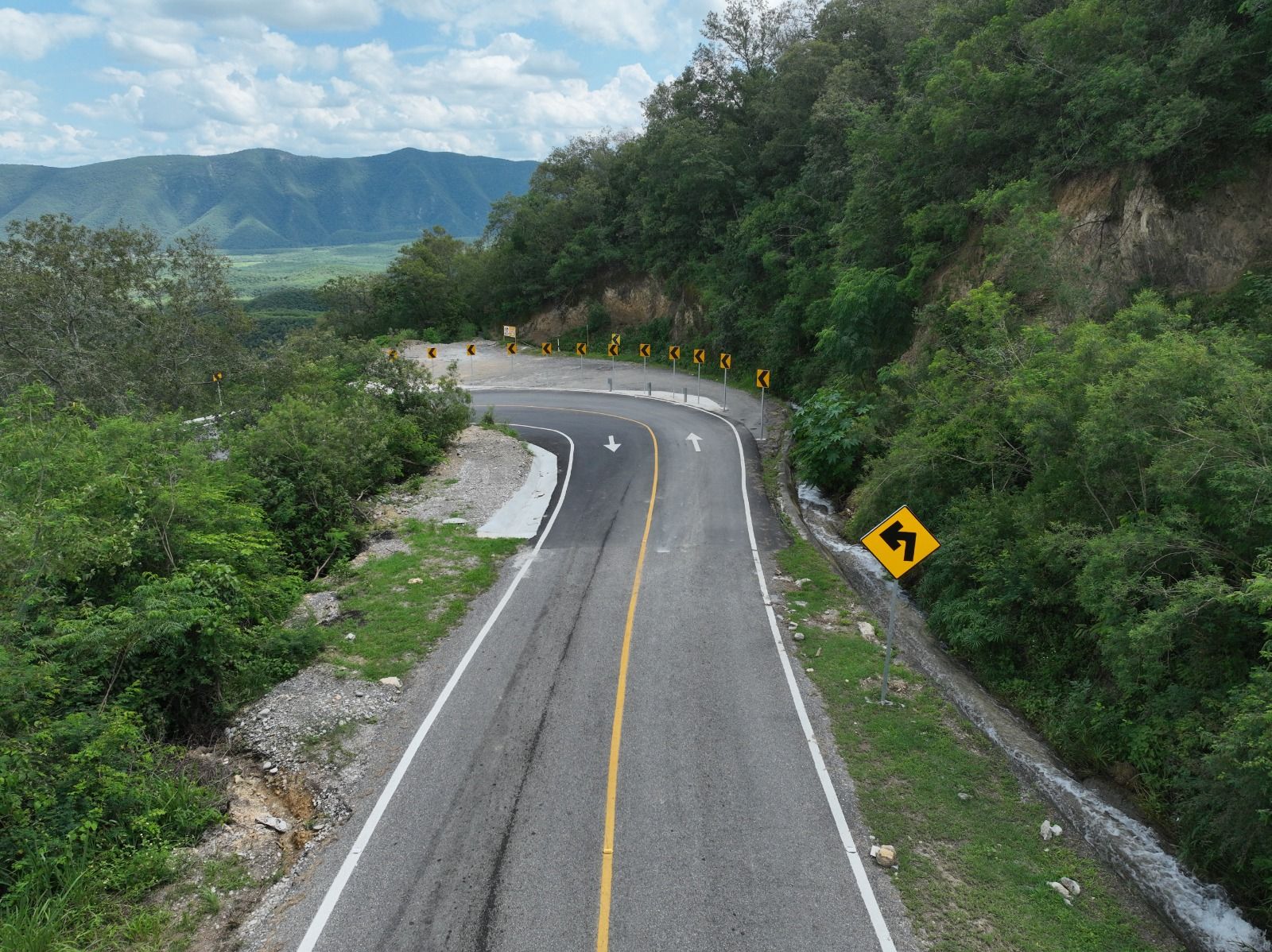 Moderniza gobierno de Américo Villarreal acceso a poblado El Chorrito Moderniza gobierno de Américo Villarreal acceso a poblado El Chorrito