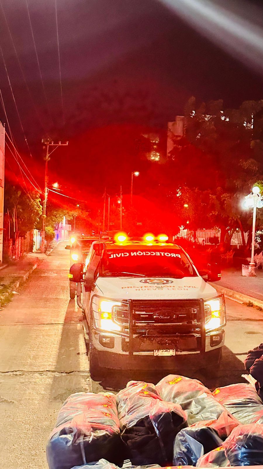 Llega ayuda de Nuevo León a Veracruz Llega ayuda de Nuevo León a Veracruz