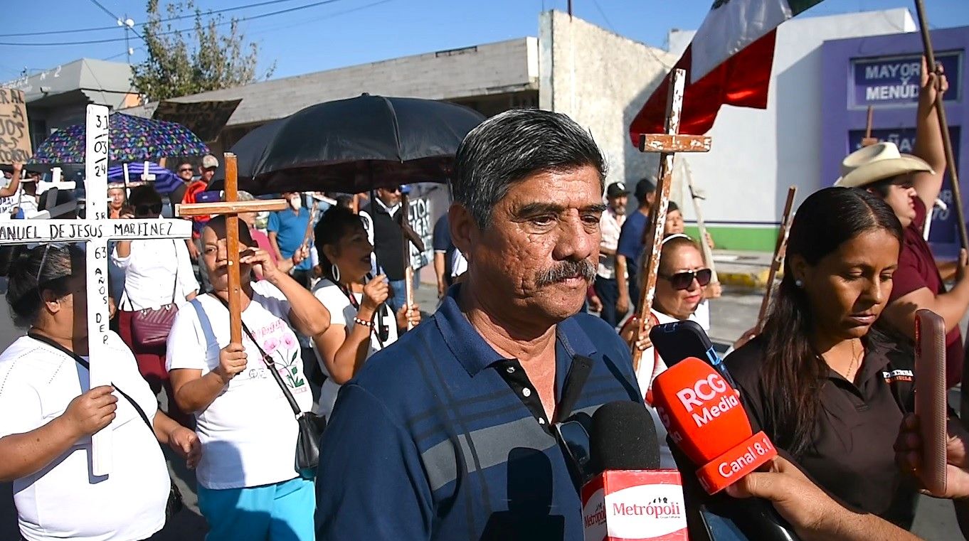 Extrabajadores de AHMSA marchan en Monclova para exigir justicia y pago de liquidaciones Extrabajadores de AHMSA marchan en Monclova para exigir justicia y pago de liquidaciones