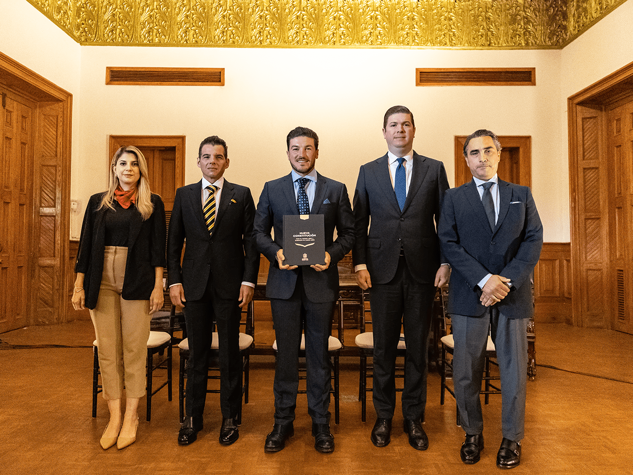 Con la Nueva Constitución, más autónoma, actualizada y federalista del país, NL es primer lugar en todo; Samuel García