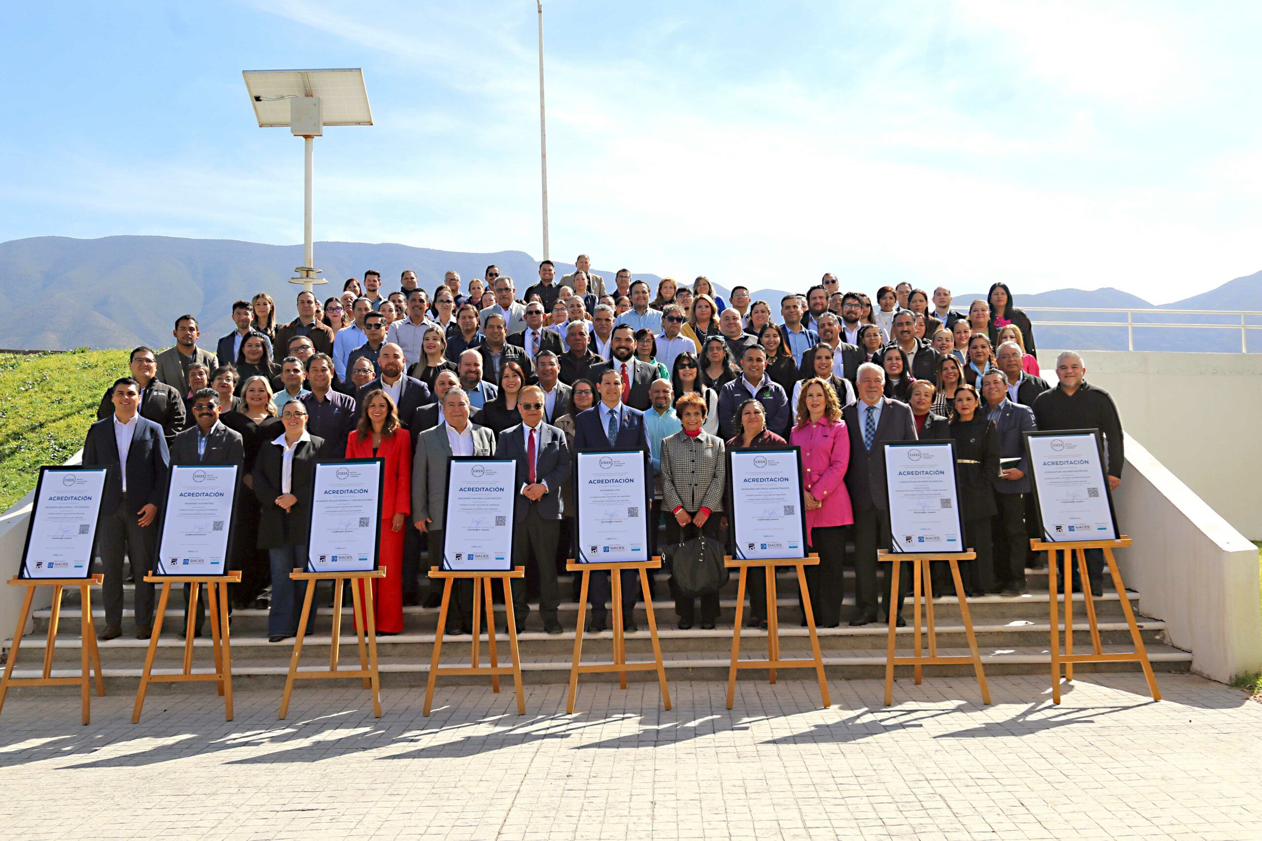 Recibe UAdeC la Acreditación de Ocho Programas Educativos por los  Comités Interinstitucionales para la Evaluación de la Educación Superior CIEES