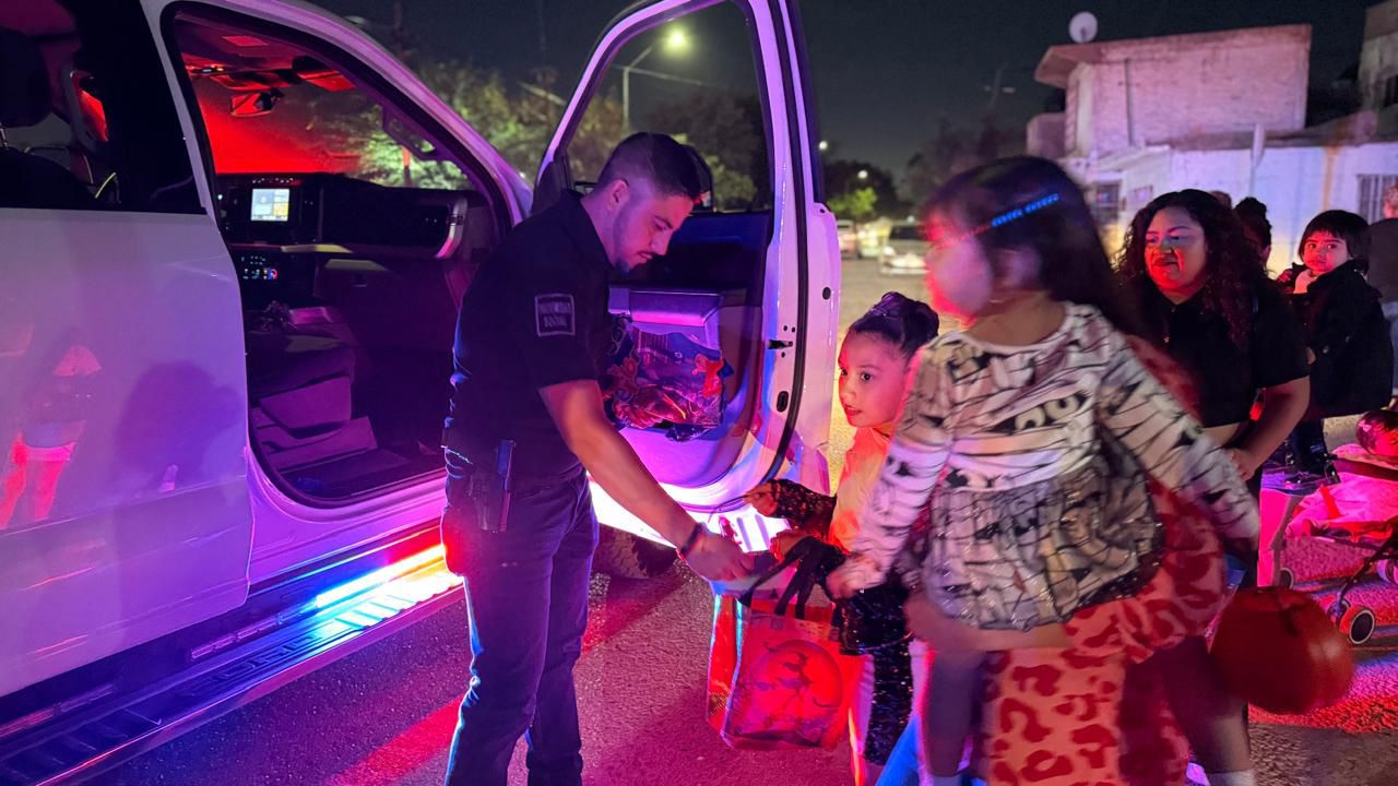 Saldo blanco durante los festejos de Halloween Saldo blanco durante los festejos de Halloween