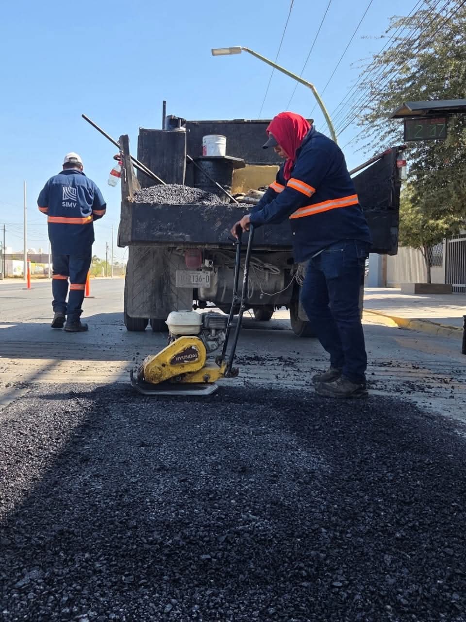 Trabaja el Municipio de Torreón por mejores vialidades con acciones de bacheo