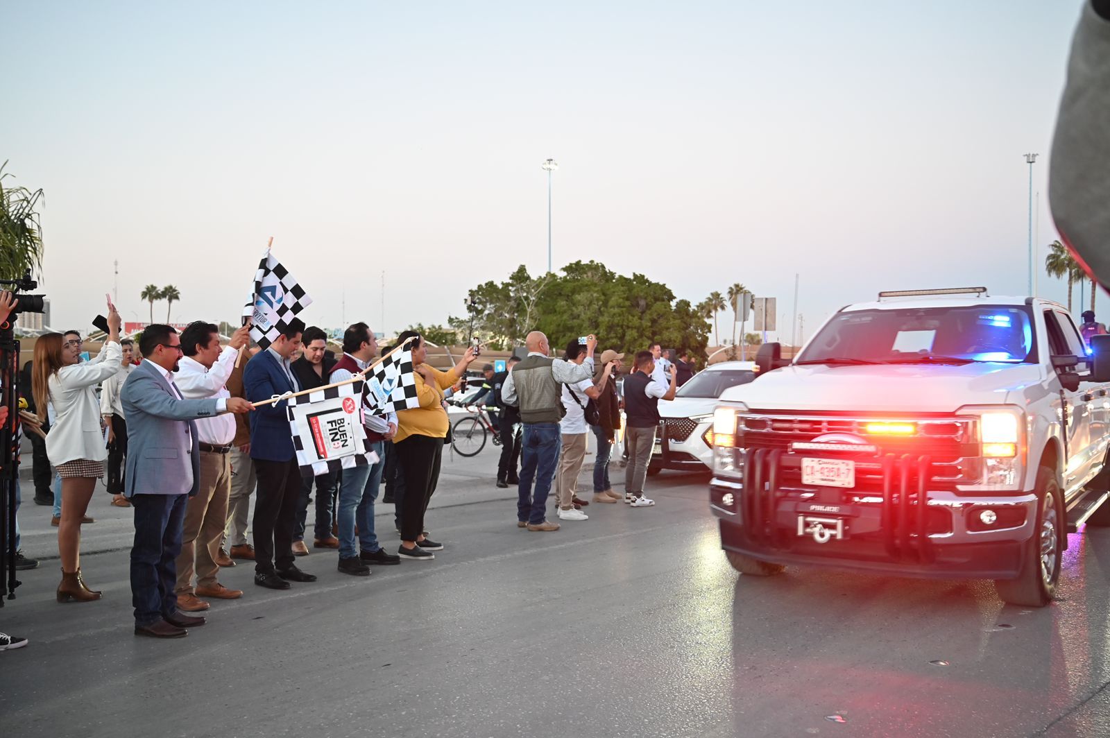 Encabeza FGE operativo Buen Fin 2025 junto a la Policía Estatal, Policía Municipal de Torreón y fuerzas federales.