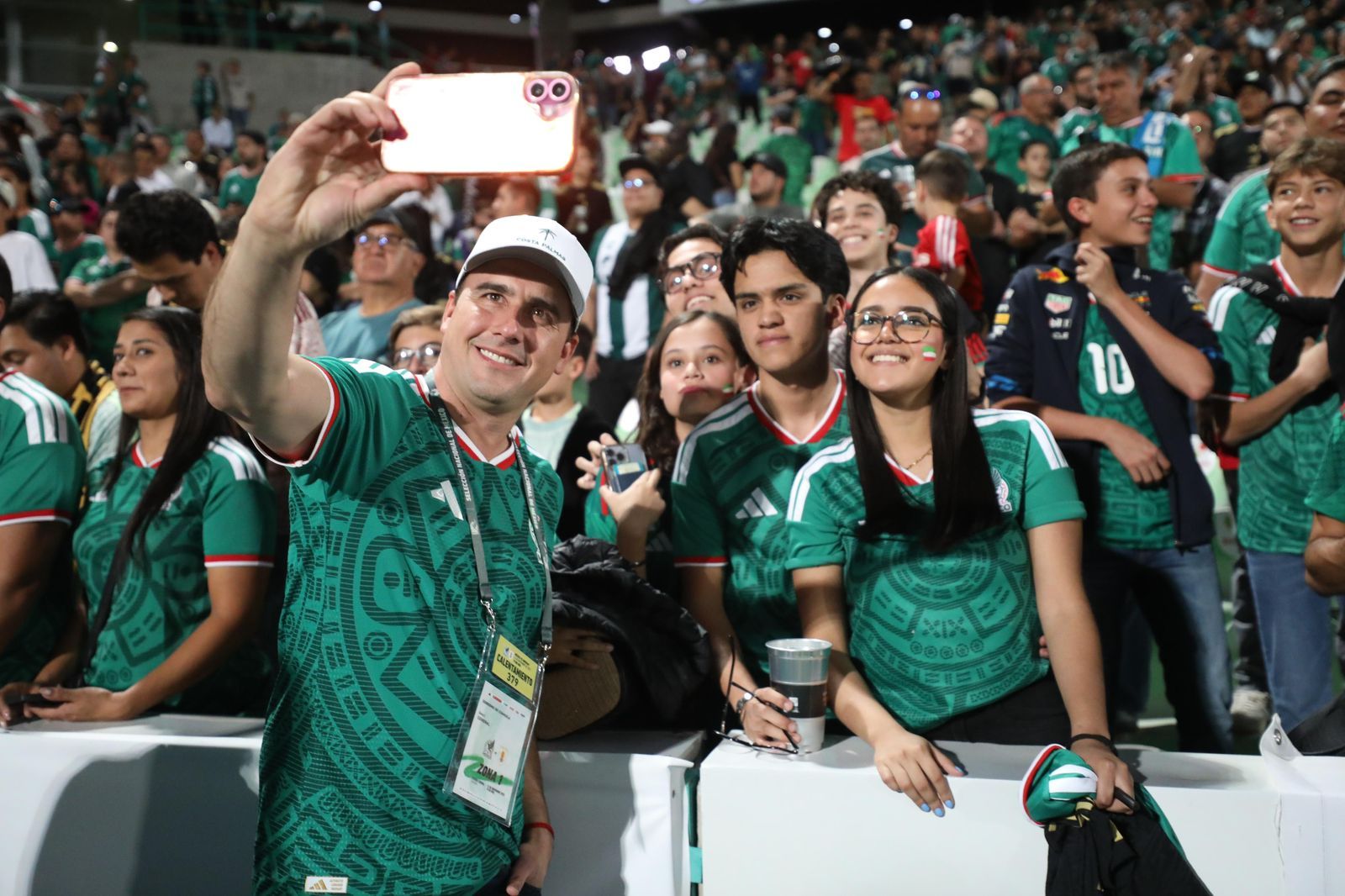 Cientos de millones de derrama y ocupación hotelera al 100% por el juego de México: Manolo Jiménez