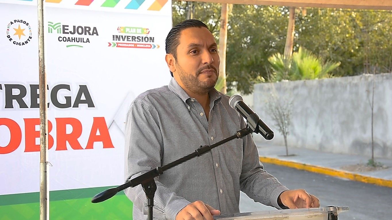Carlos Villarreal adelanta puntos clave de su Primer Informe durante entrega de obra en la Elsa Hernández