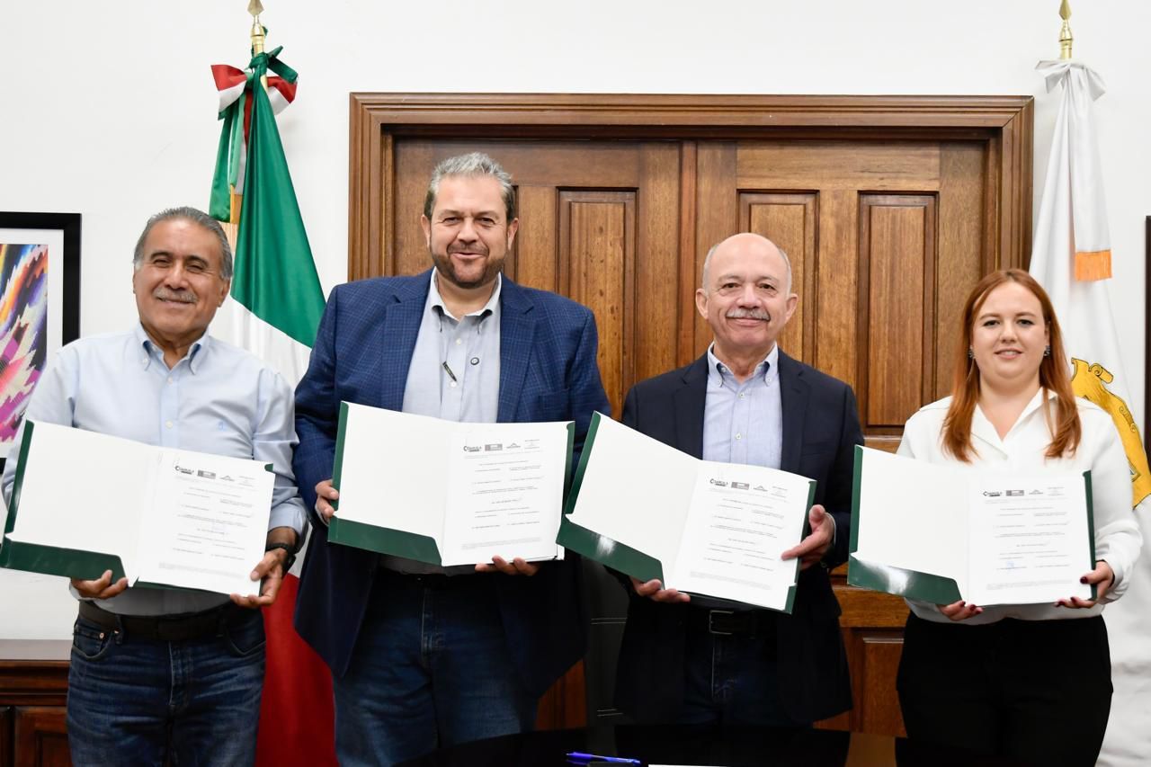 Gobierno de Coahuila y Municipios de Arteaga y Ramos Arizpe firman convenios de colaboración para el mantenimiento y mejora de libramientos