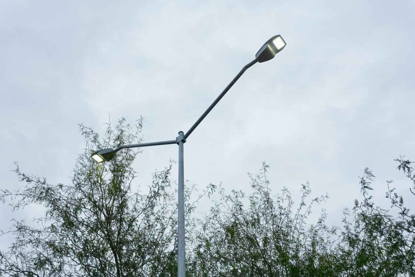 Informan cómo reportar fallas en el alumbrado público