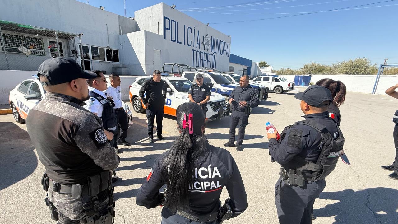 POLICÍA DE TORREÓN REFUERZA VIGILANCIA Y SEGURIDAD DURANTE OPERATIVO NAVIDEÑO