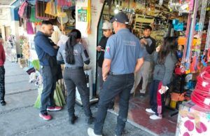 Protección Civil de Francisco I. Madero decomisa pirotecnia en ferretería; propietario se niega a firmar el reporte