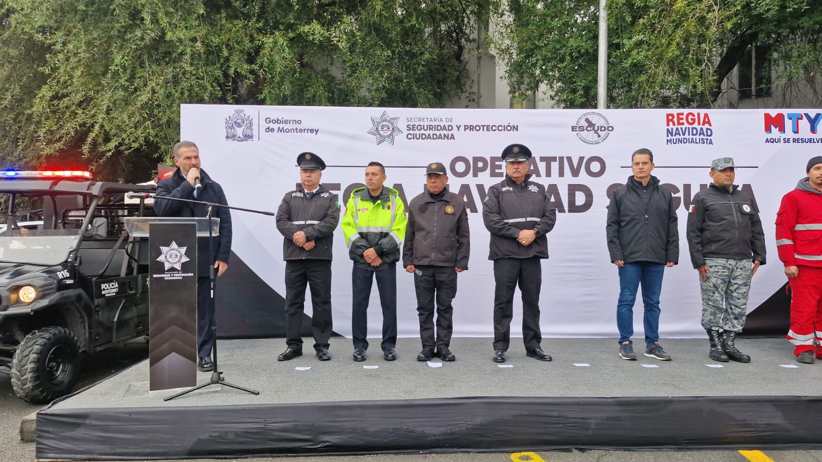 Inicia Adrián de la Garza el Operativo “Regia Navidad Segura 2025”