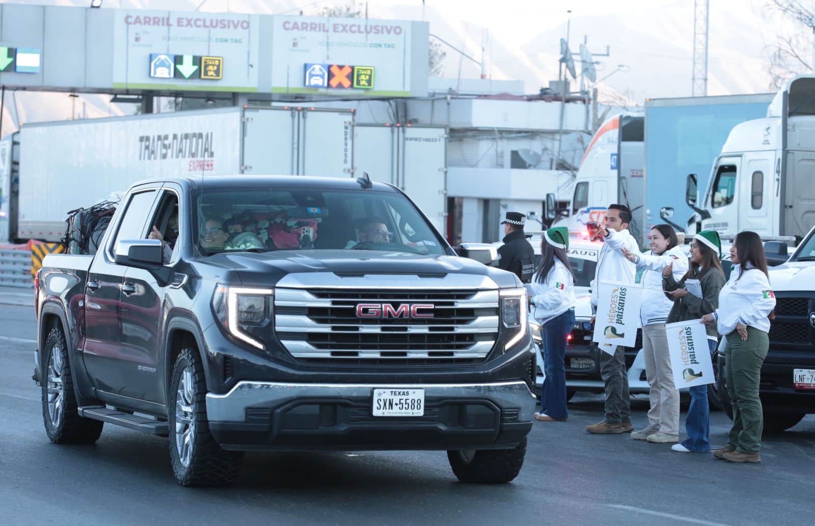 Coahuila da la bienvenida a miles de paisanos con un operativo especial de seguridad y acompañamiento