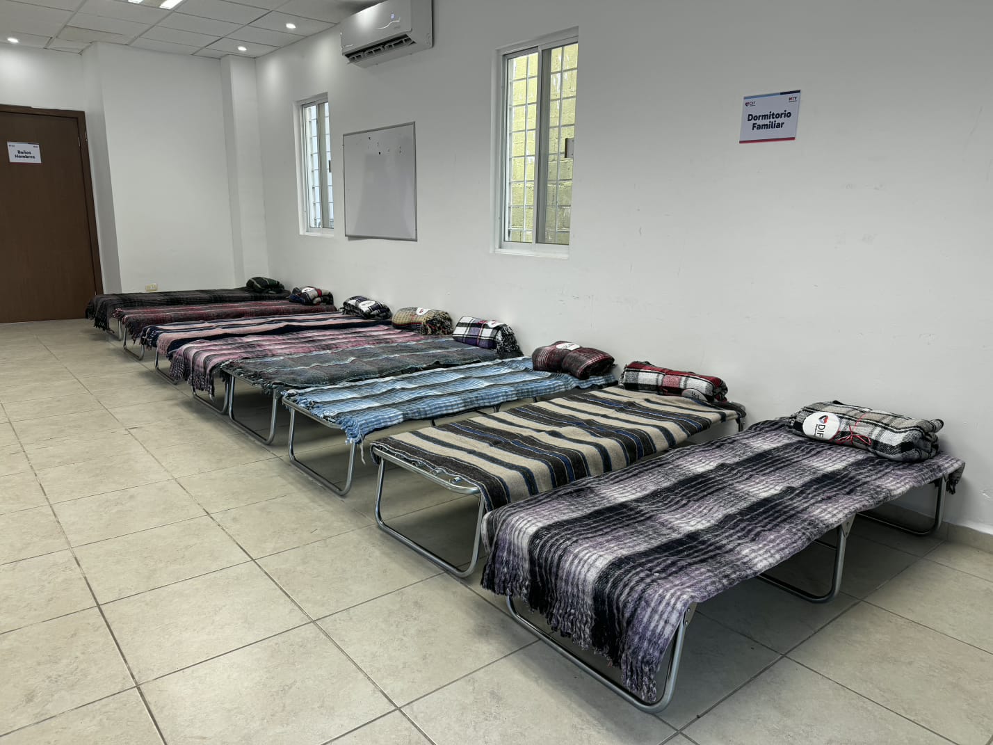 Activa Gobierno de Monterrey albergue temporal ante frente frío