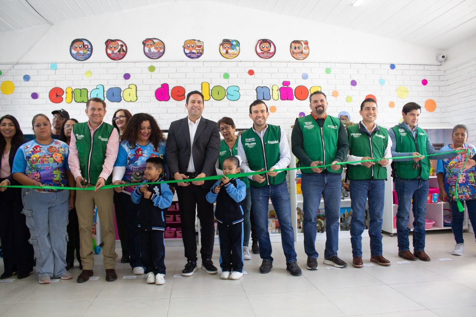 Fortalece Mejora Coahuila espacios educativos en Saltillo