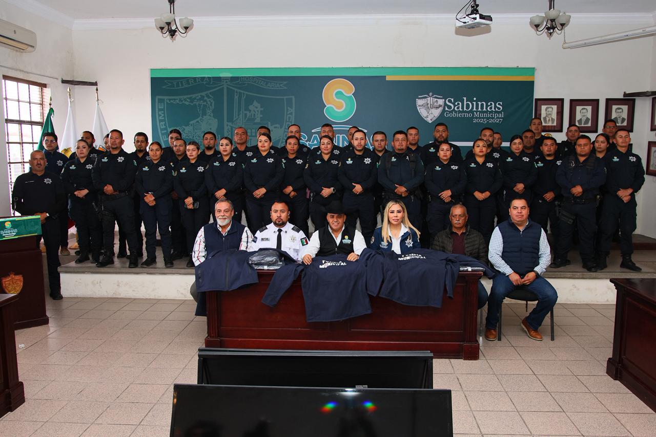 Compromiso con la Seguridad: Gobierno de Sabinas Invierte en Equipamiento y Dignificación Policial