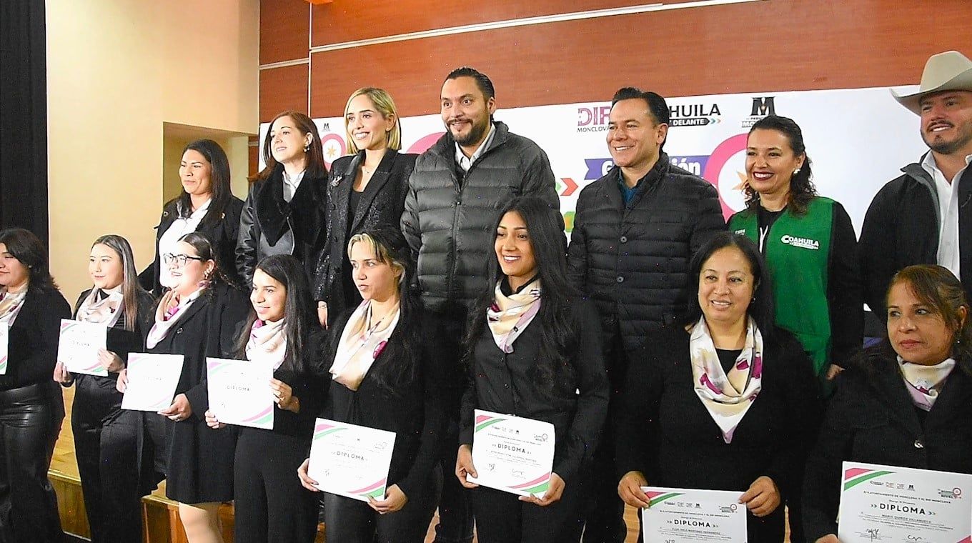 Más de 1,200 mujeres se gradúan del programa “Mujeres al Siguiente Nivel” en Monclova