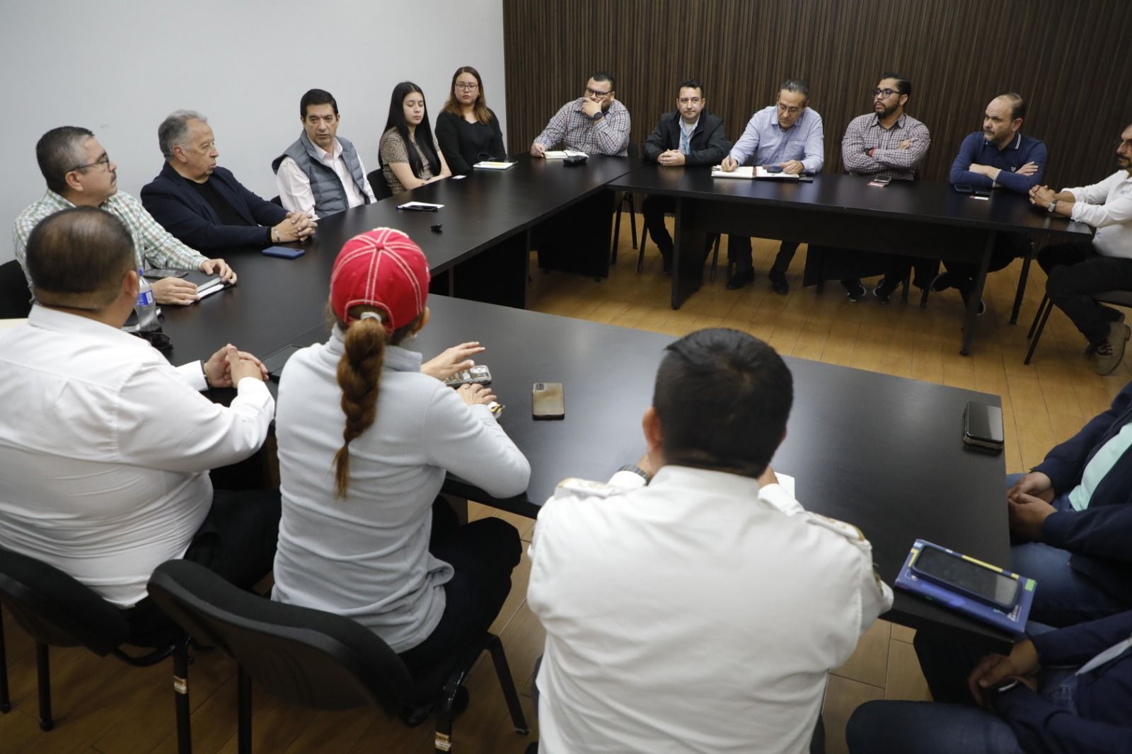 Coordina Escobedo con aseguradoras ajustar procesos en “Choquecitos”