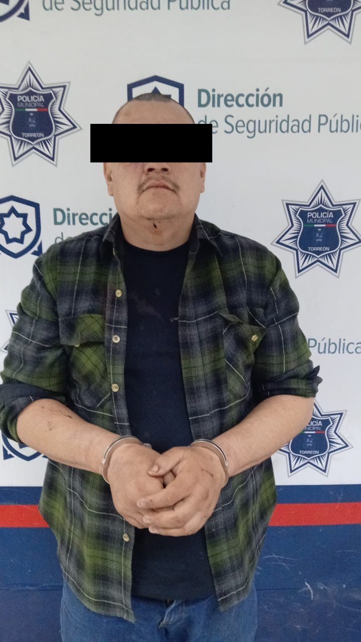 Mujer resulta lesionada y es auxiliada por la Policía de Torreón tras reporte de violencia familiar