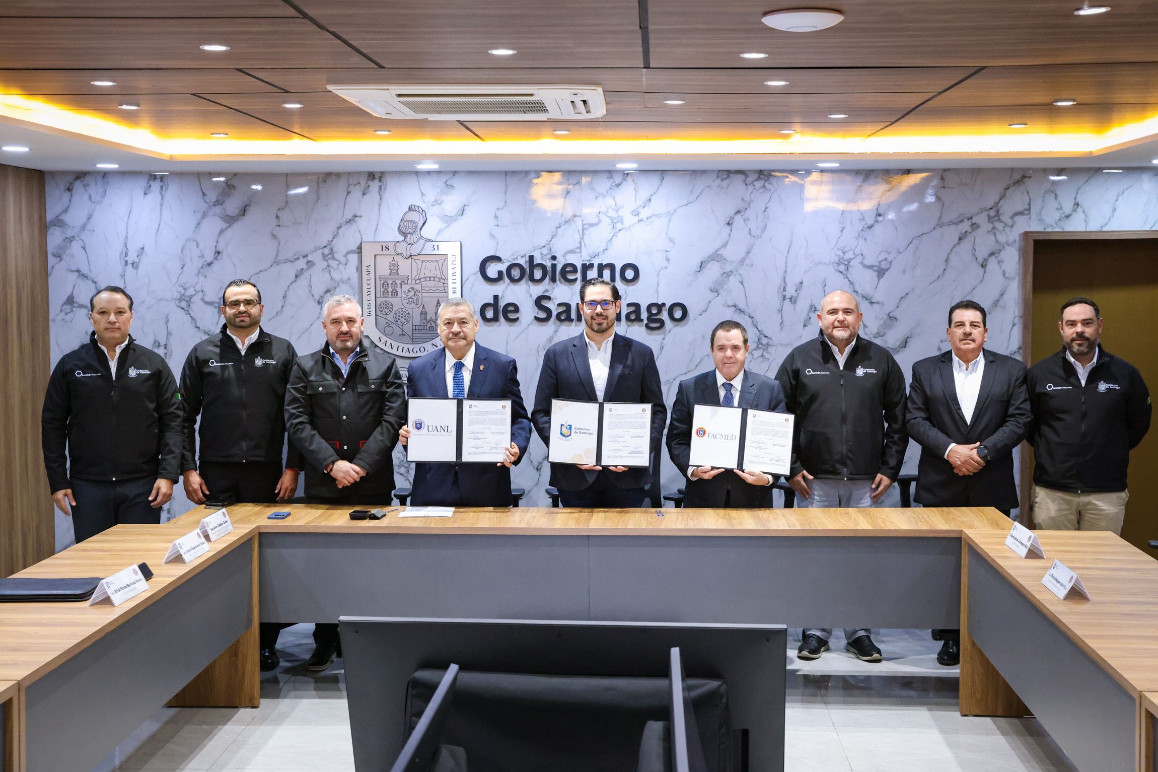 Ampliará HU servicios de salud a Santiago