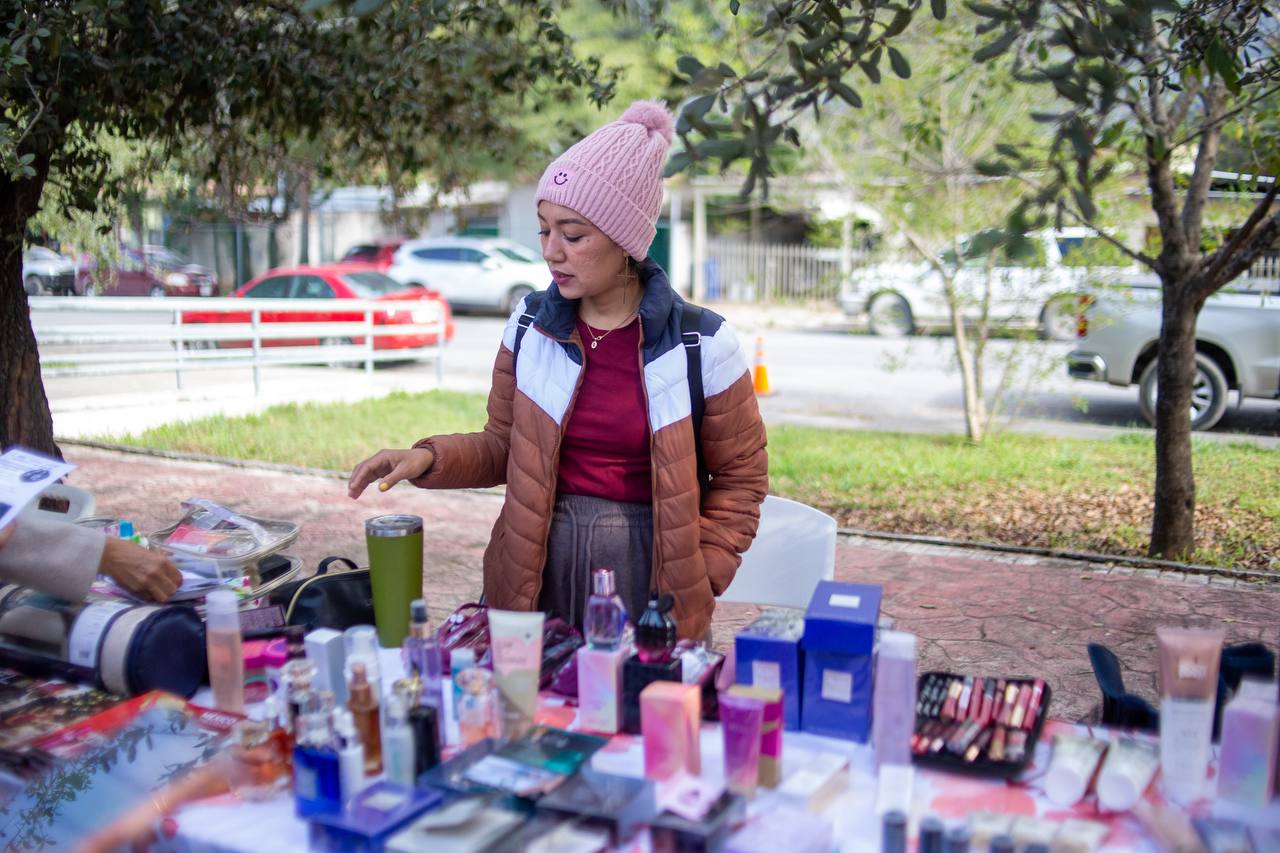 Realiza Secretaría de Igualdad e Inclusión primer mercadito de emprendedores comunitarios