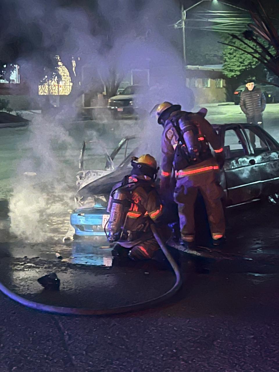 Fuerte riña en la colonia Braulio Fernández Aguirre deja dos jóvenes atropellados; uno en estado grave