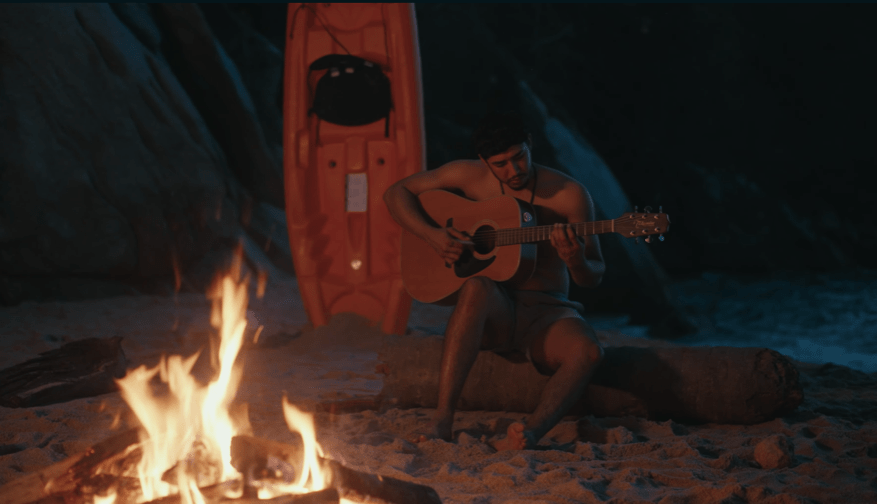 Netón Vega revela el lado más íntimo de “Pvta Luna” en su nuevo video oficial