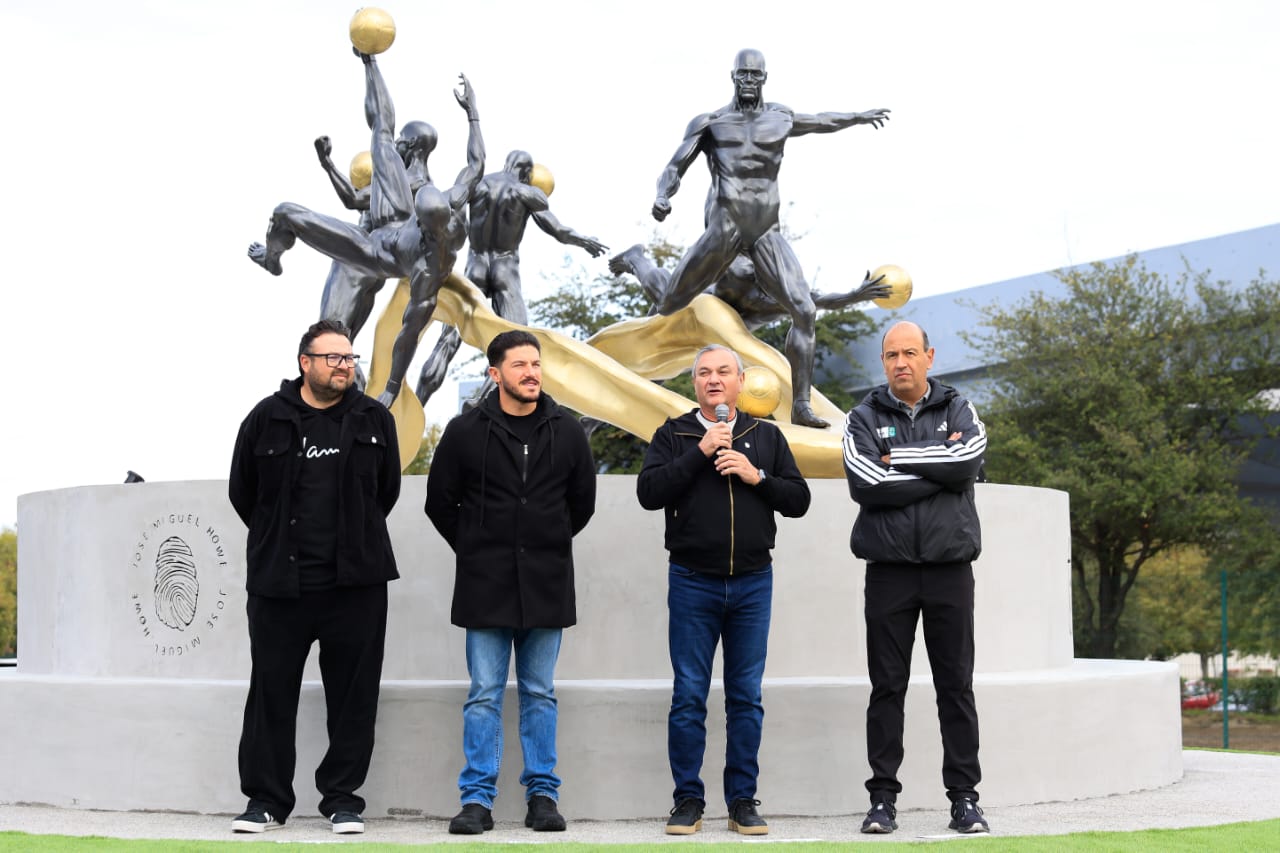 Inauguran en Guadalupe escultura mundialista