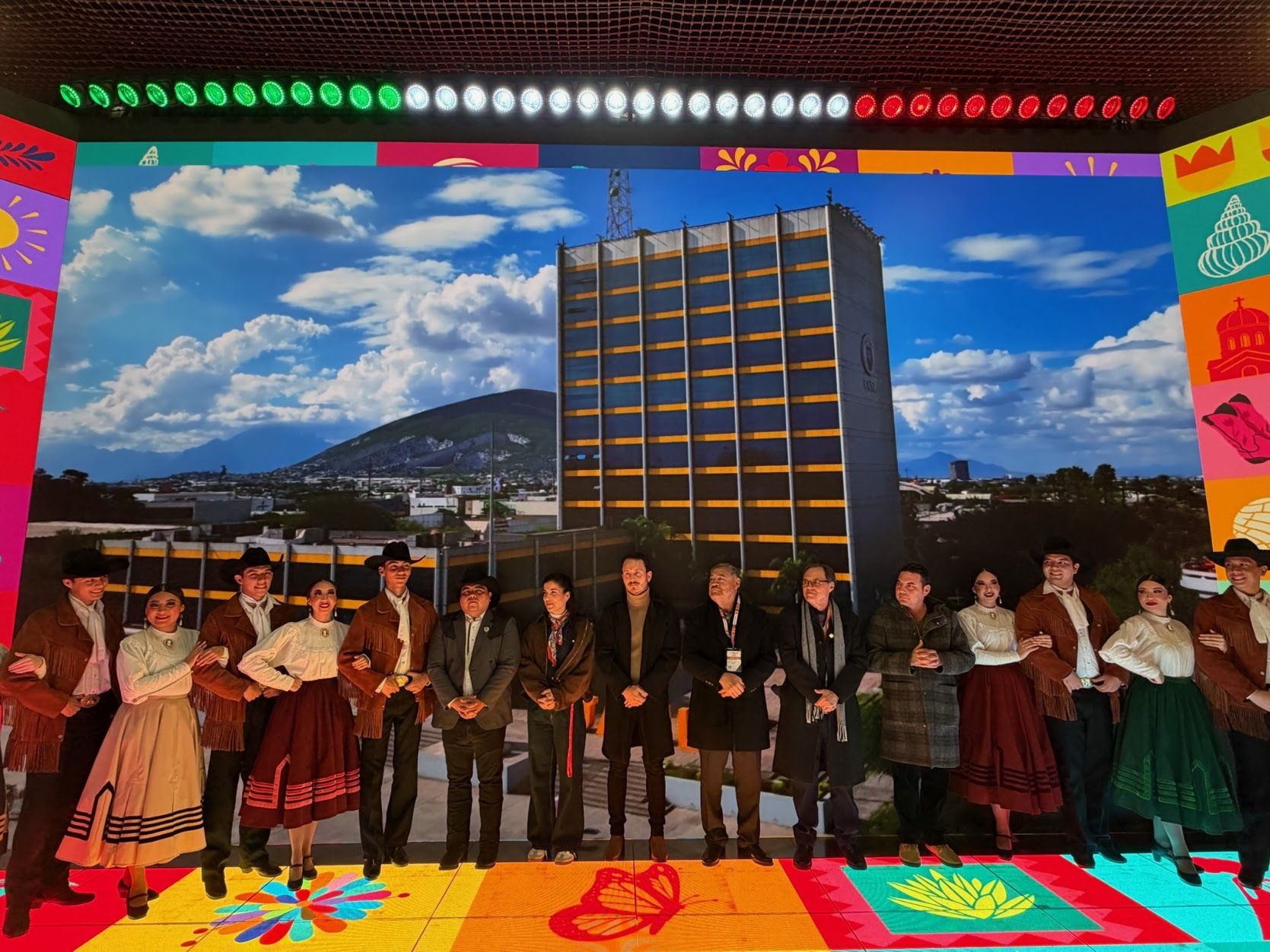 Enaltece UANL cultura regional en feria internacional de turismo