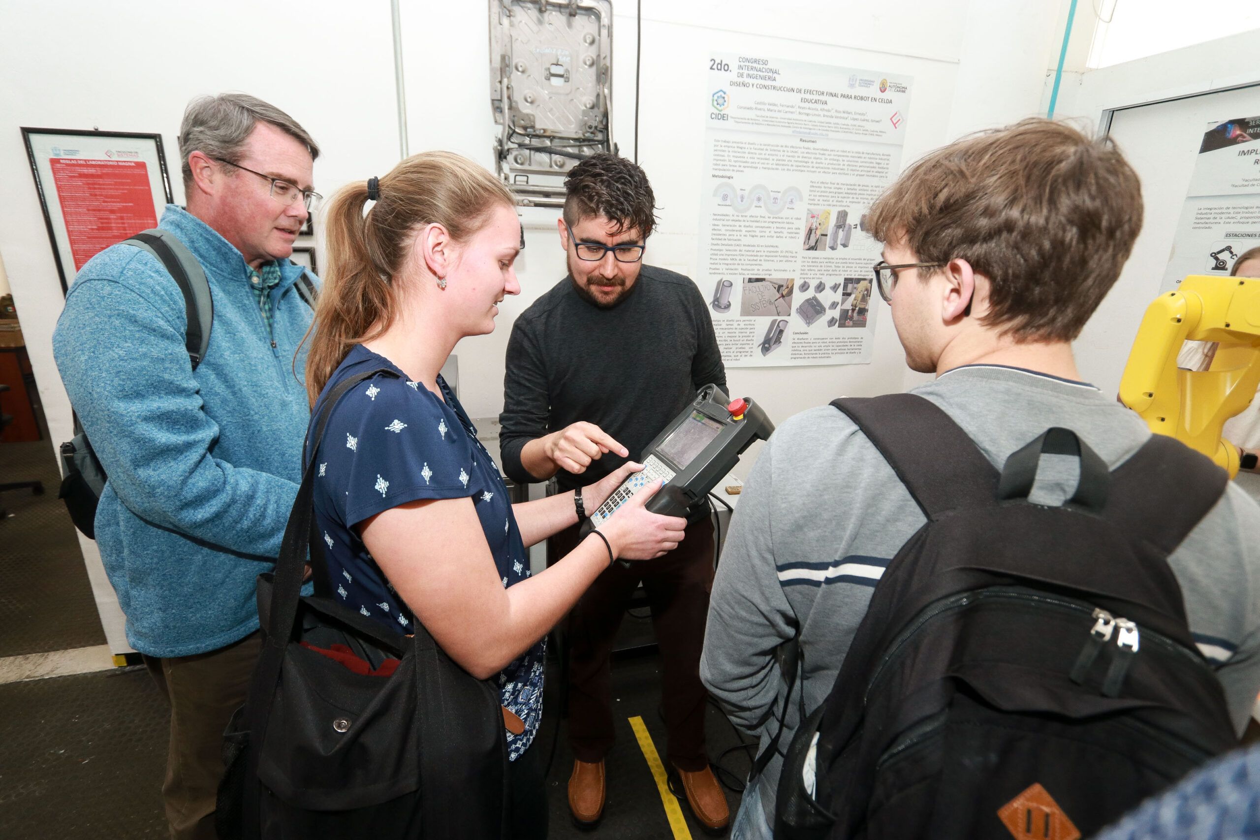 Recibe UAdeC a Alumnos de la Universidad de Calvin