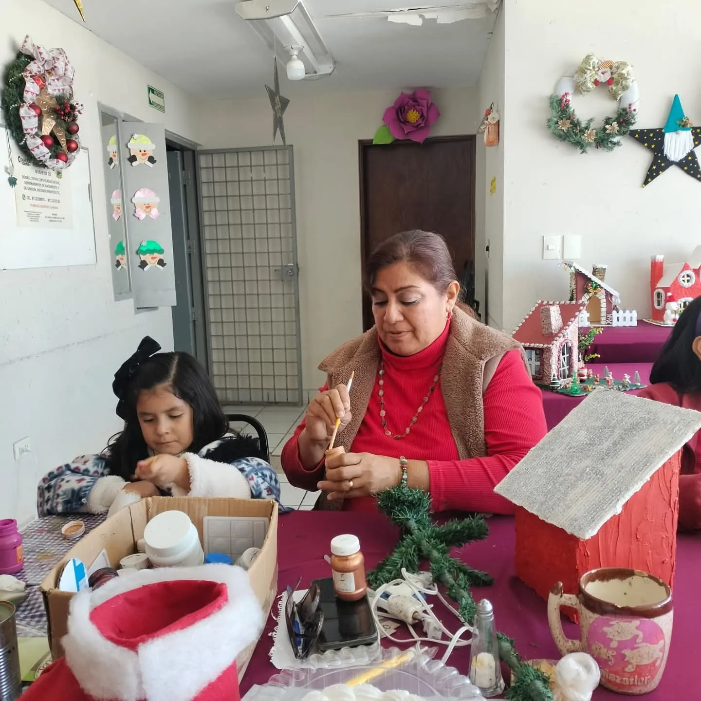 Busca Torreón impulsar desarrollo personal con talleres de los centros comunitarios