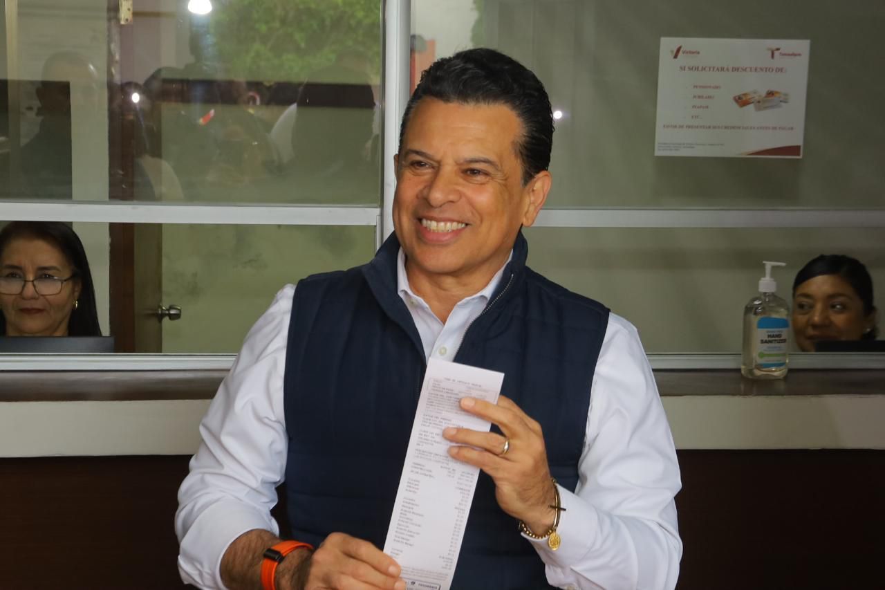 Invita Lalo Gattás a cumplir con el impuesto predial