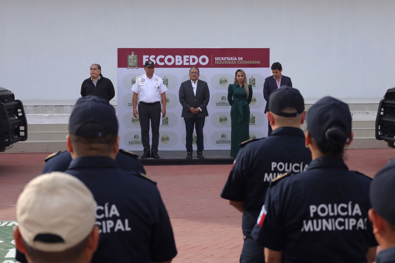 Anuncia Escobedo incremento salarial para policías Proxpol