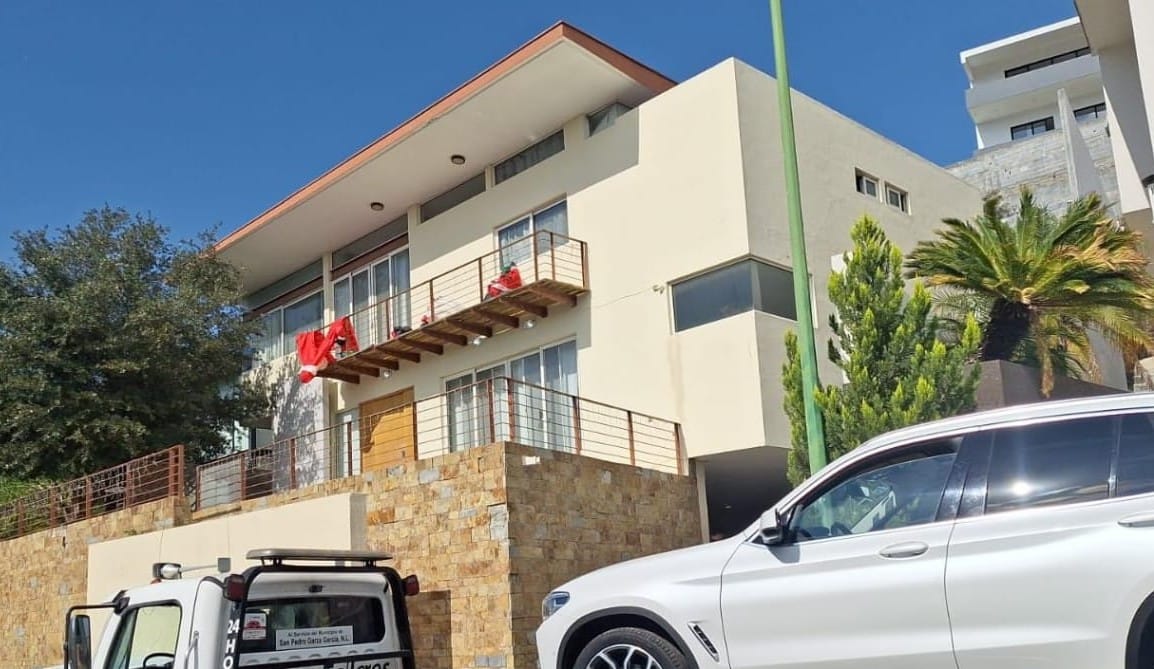 Despliegue operativo de la AEI deja tres detenidos en colonia Sierra Alta