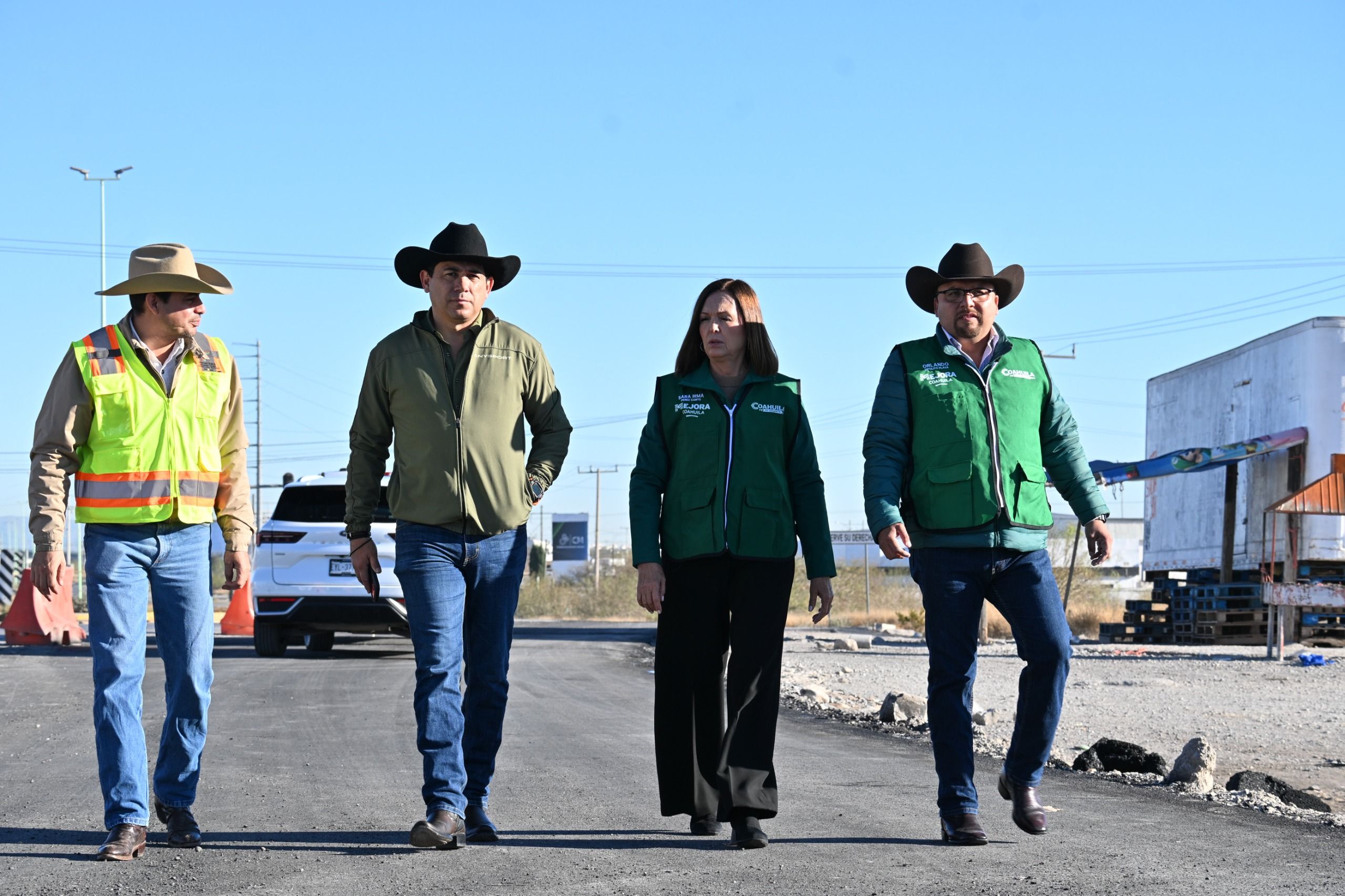 Supervisa Sari Pérez avance de obra en el Libramiento Carlos Salinas