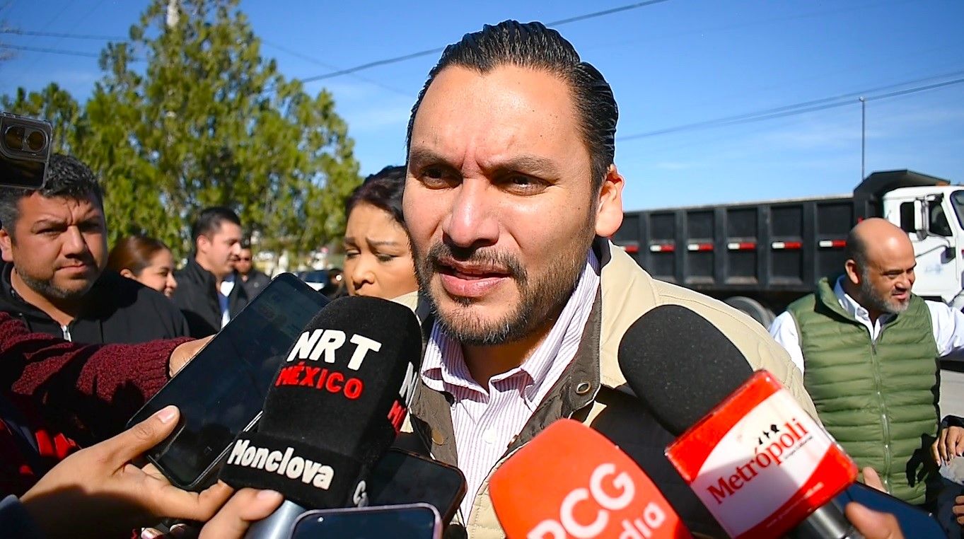 Arranca Carlos Villarreal obra de reposición de drenaje en Estancias de Santa Ana