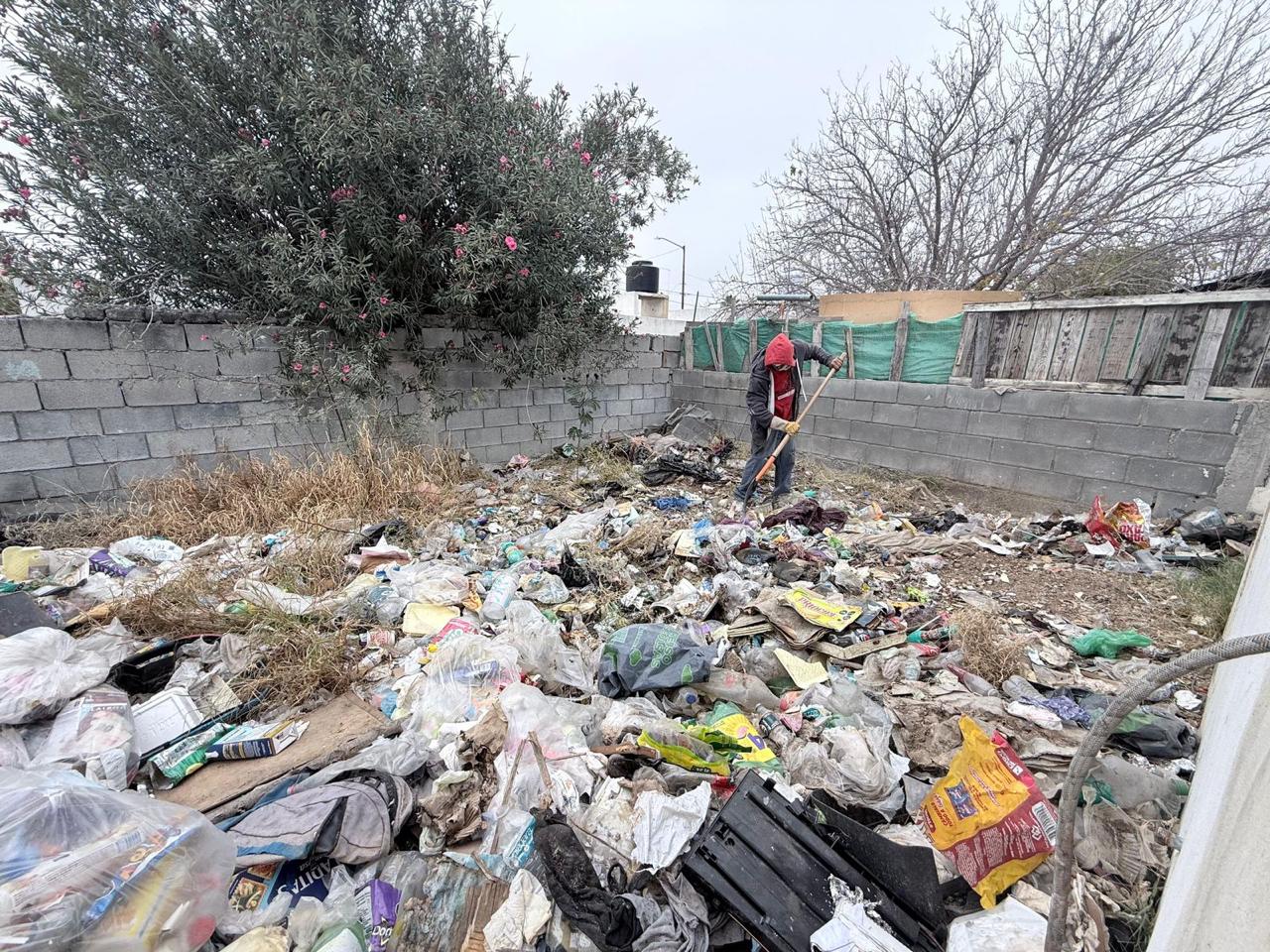 Sabinas Libre de Focos de Infección: Autoridades Intervienen Domicilios en Abandono