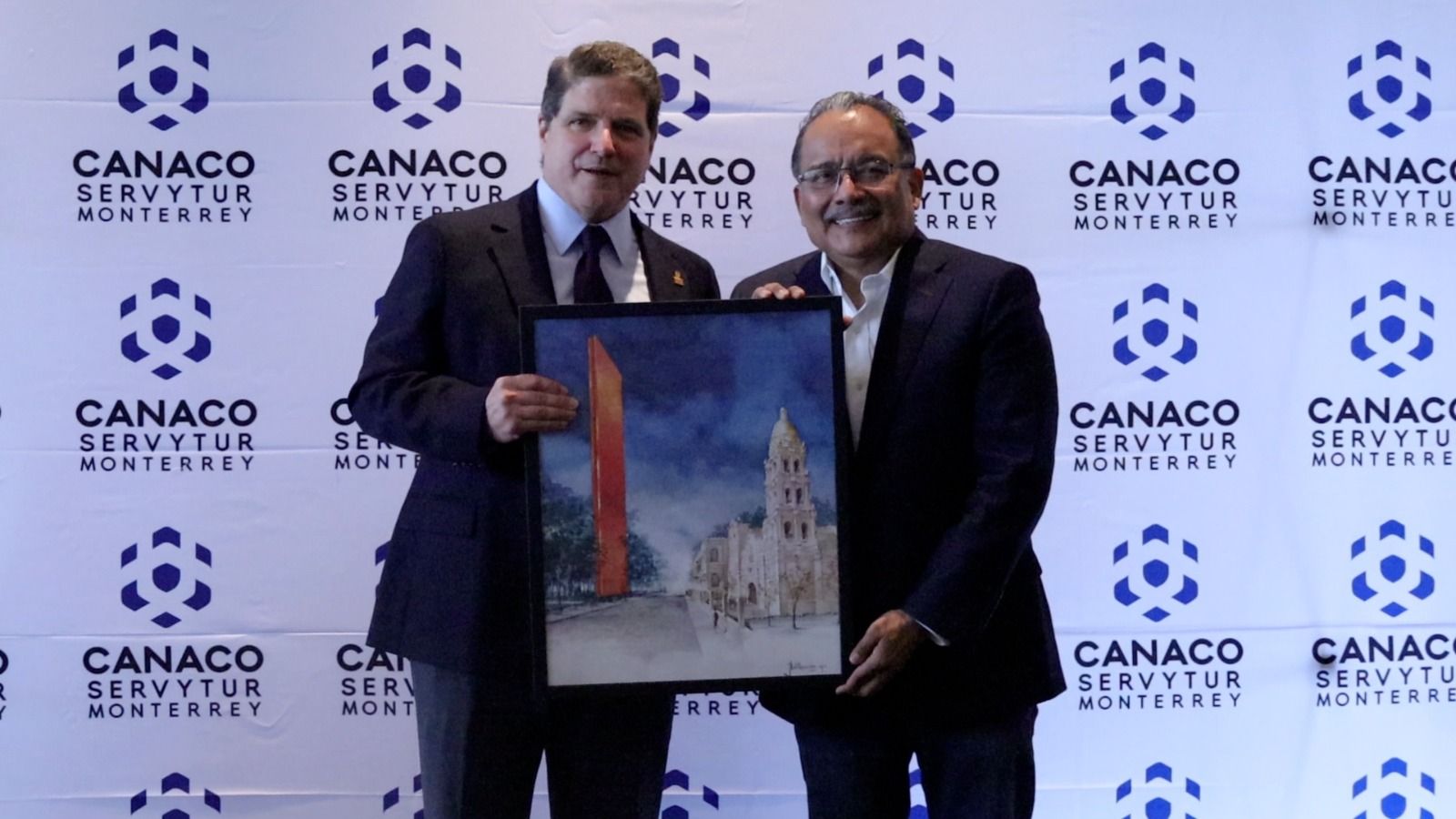 Plantea Mijes ante CANACO coordinación metropolitana con visión de Estado