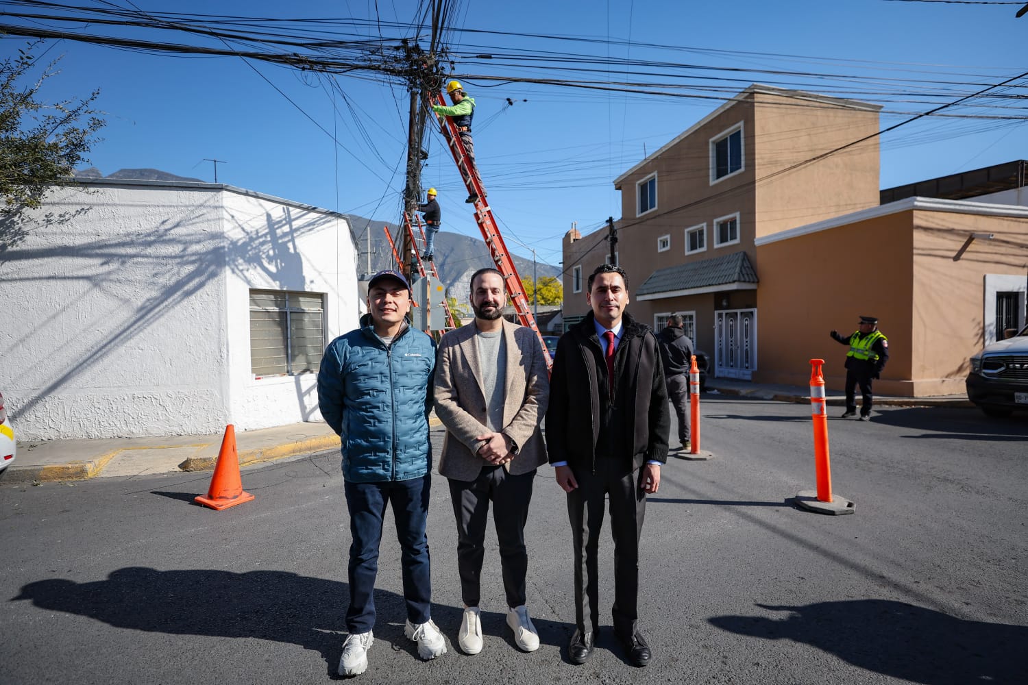 Retira San Pedro 200 kilómetros de cableado aéreo en desuso