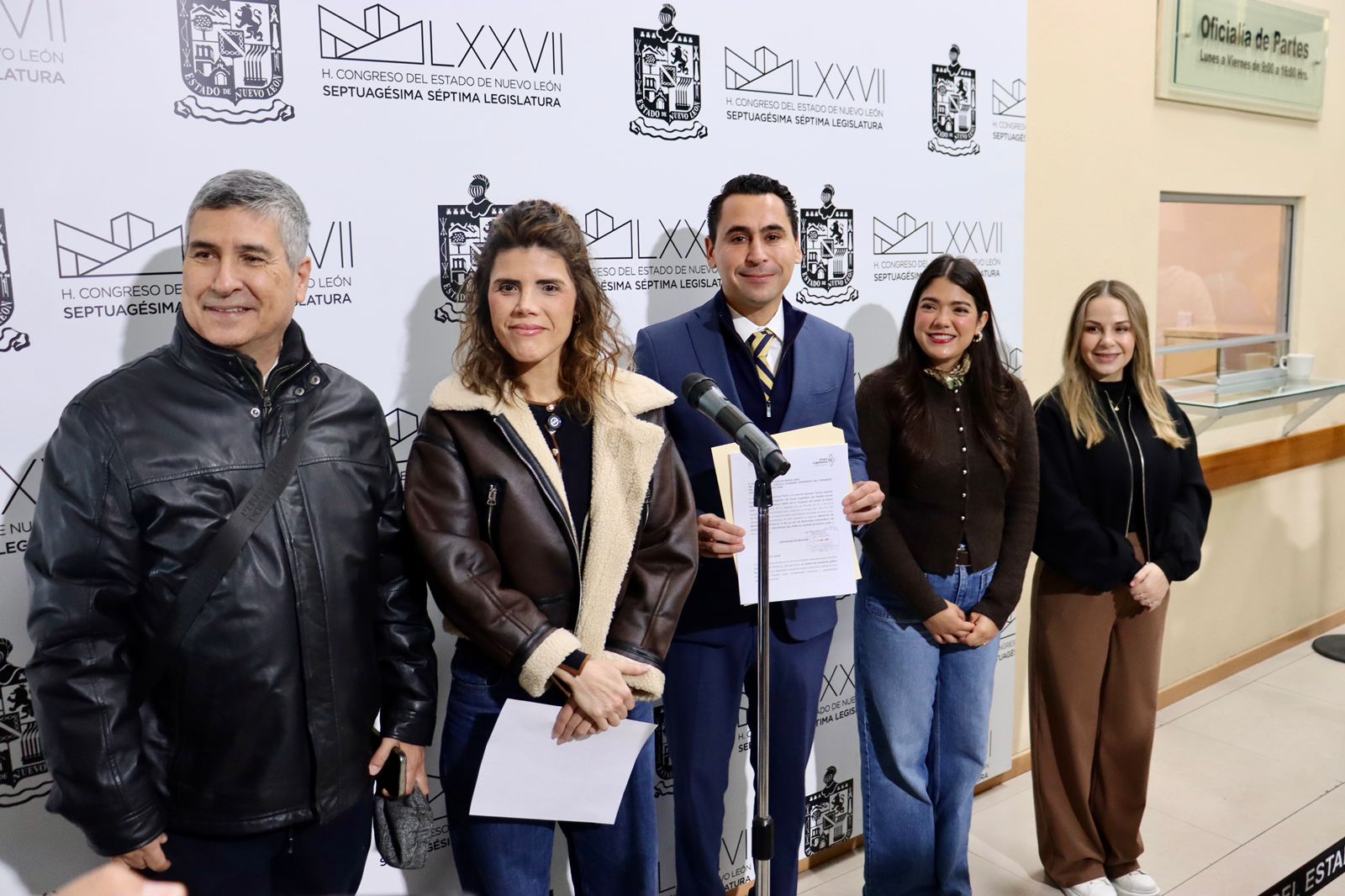 Proponen que municipios de Nuevo León puedan operar transporte público