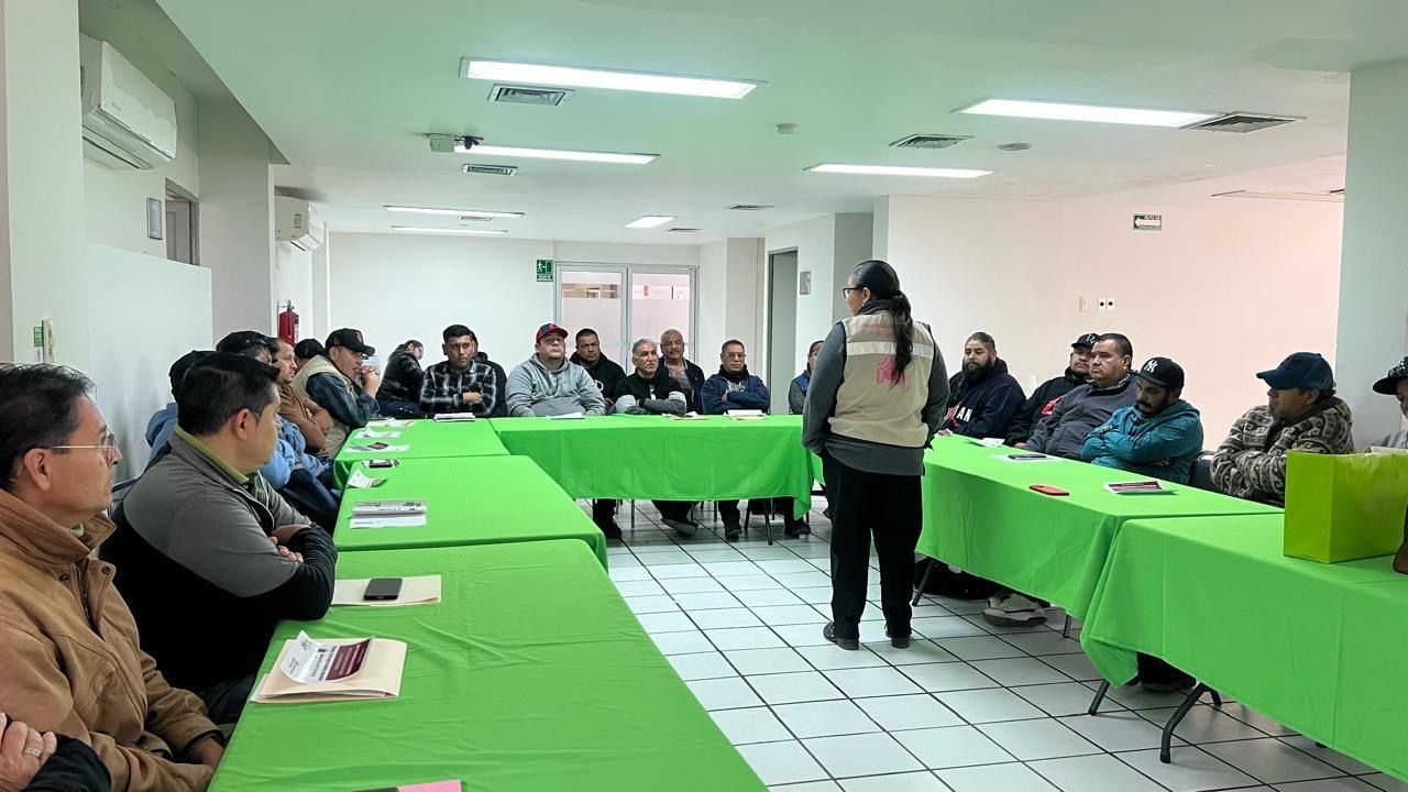 Capacitan a transportistas en protocolo de atención ante situaciones de violencia